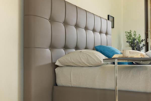 dettaglio testata large letto matrimoniale malika