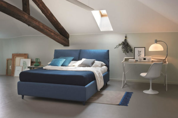 letto matrimoniale beatrice tessuto blu